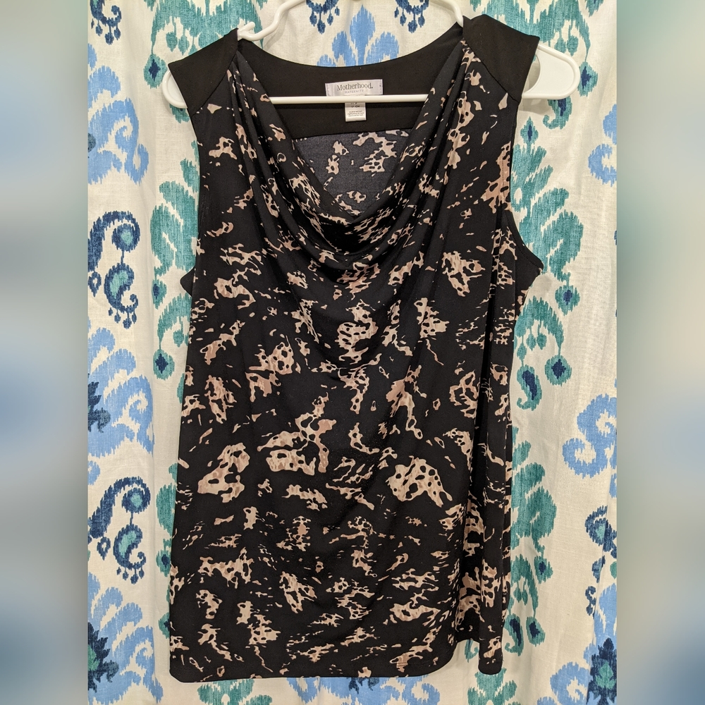 Motherhood Maternity stretchy print tank blouse